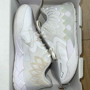 PUMA LA MELO BALL MB.01 WHITE SILVER